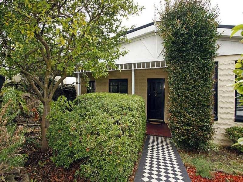 76 Drummond Road, Oyster Bay - Image 1