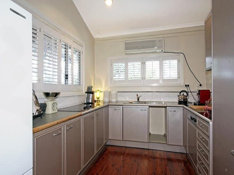 76 Drummond Road, Oyster Bay - Thumbnail 3