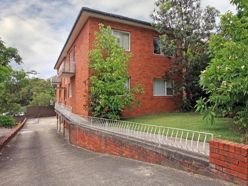 1/8 Oxley Avenue, Jannali - Image 1