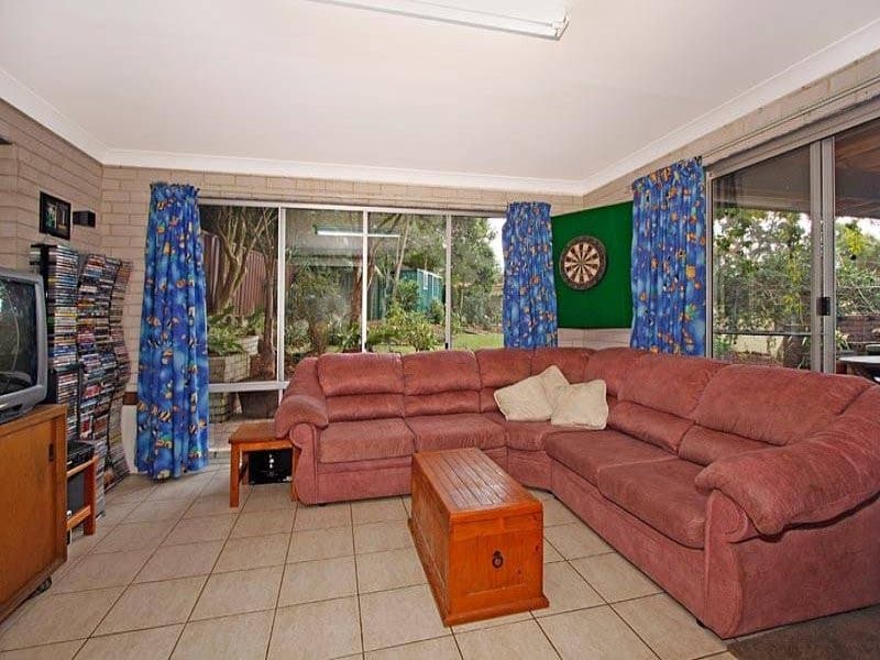 41 Ninth Avenue- (Access via Cranberry Street), Loftus - Thumbnail 2