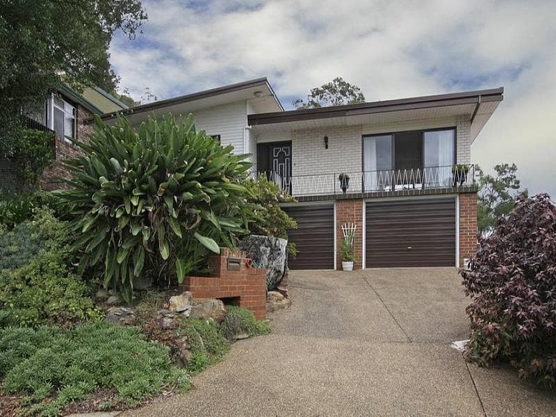8 Wigens Avenue, Como - Image 1