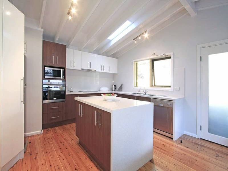 27 Garfield Avenue, Bonnet Bay - Image 1
