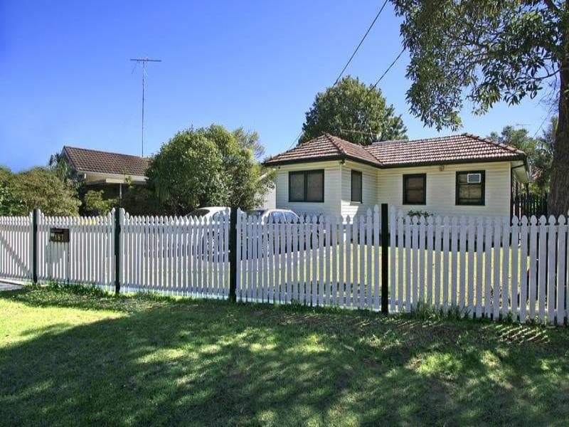 187 Oyster Bay Road, Oyster Bay - Image 1