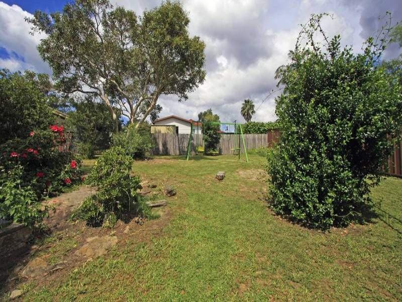 51 Spur Crescent, Loftus - Thumbnail 2