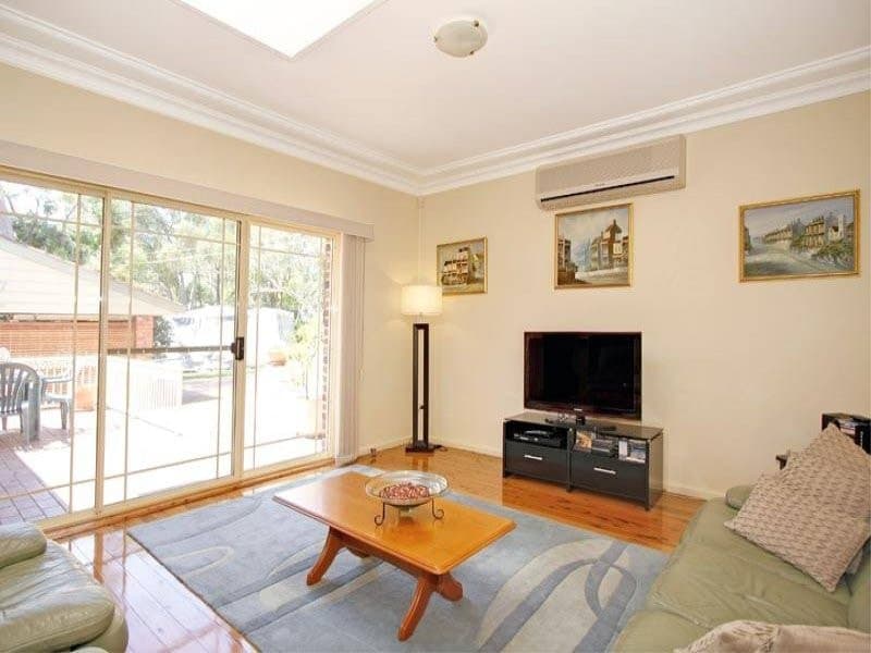 9 Cook Road, Oyster Bay - Thumbnail 3