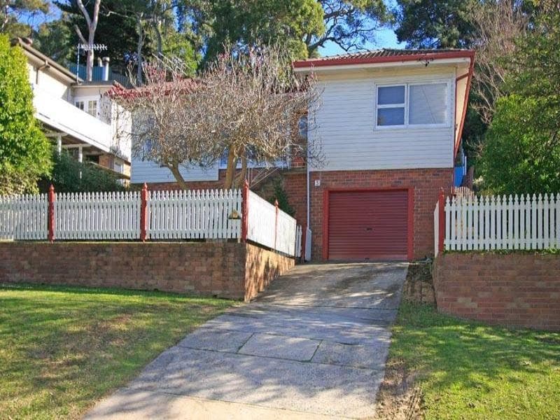 3 Tenth Avenue, Oyster Bay - Image 1