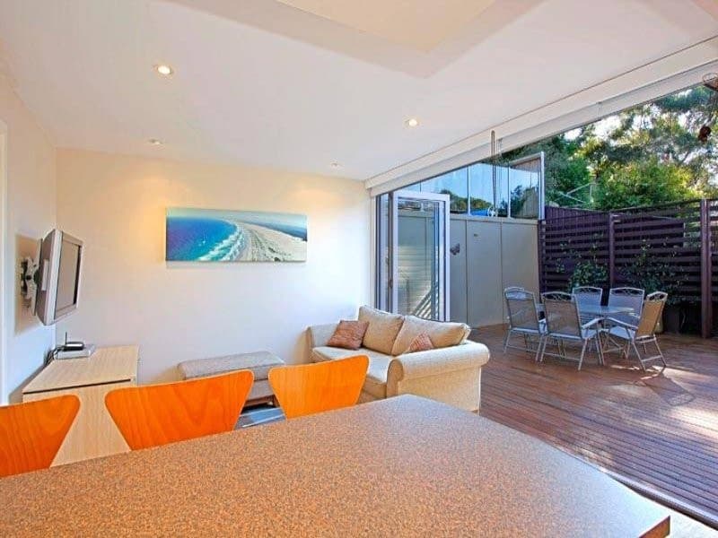 3 Tenth Avenue, Oyster Bay - Thumbnail 6