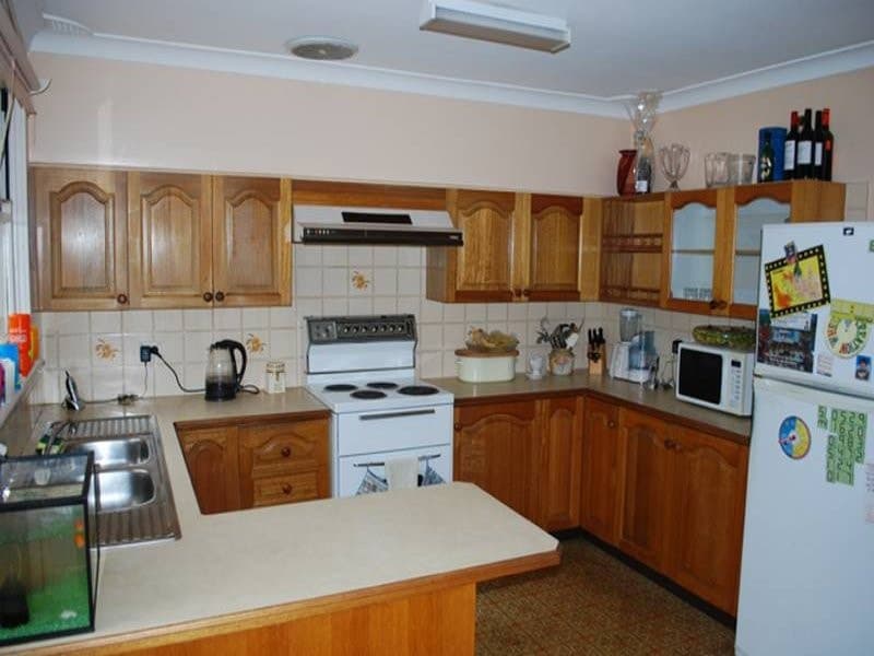 2 Charles Place, Jannali - Thumbnail 2