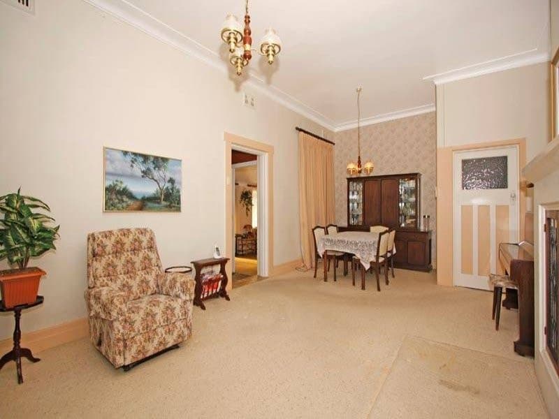 18 Linden Street South, Sutherland - Thumbnail 2