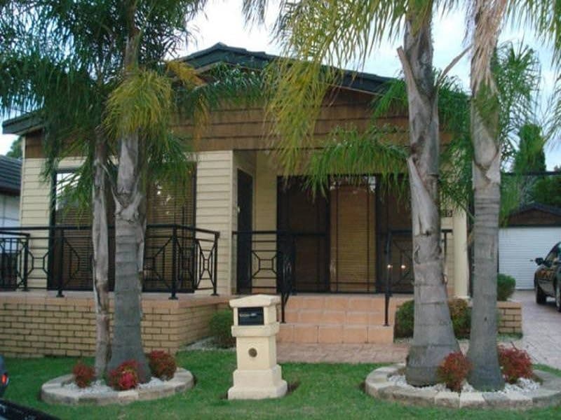 35 Carvers Road, Oyster Bay - Image 1