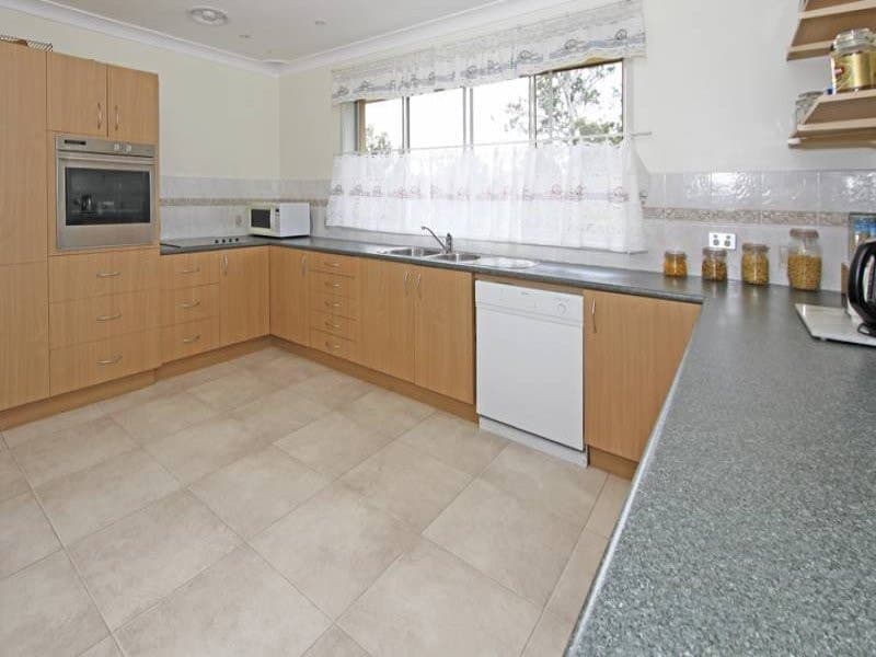 1 Buchanan Avenue, Bonnet Bay - Thumbnail 3