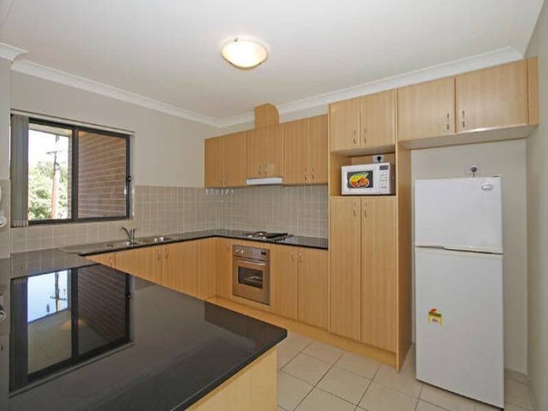 7/48 Railway Crescent, Jannali - Thumbnail 2