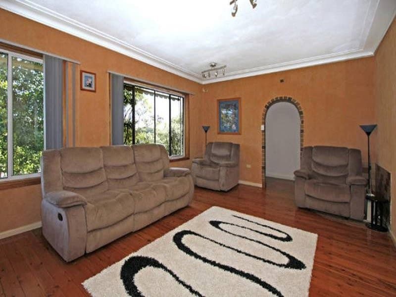 39 Third Avenue, Loftus - Thumbnail 3