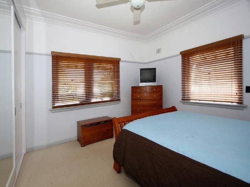 108 Georges River Road, Jannali - Thumbnail 4