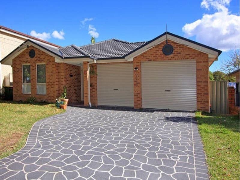 5 Caroline Street, Oyster Bay - Image 1