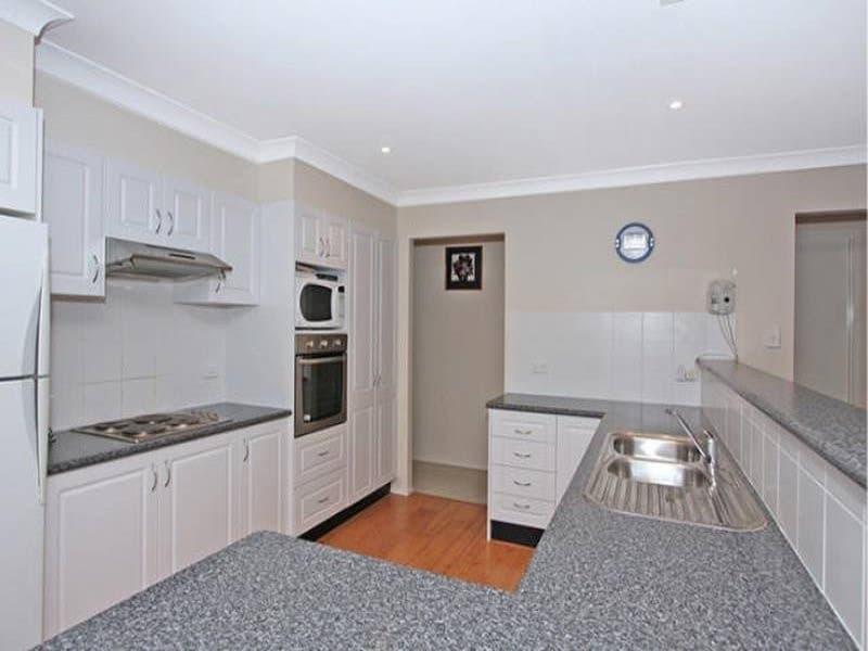 5 Caroline Street, Oyster Bay - Thumbnail 2