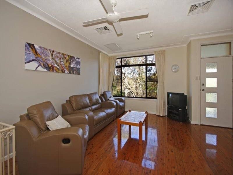 5 Loretta Avenue, Como - Thumbnail 3