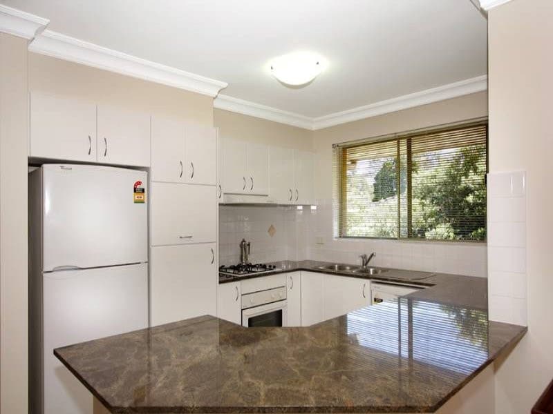 6/84 Glencoe Street, Sutherland - Thumbnail 4