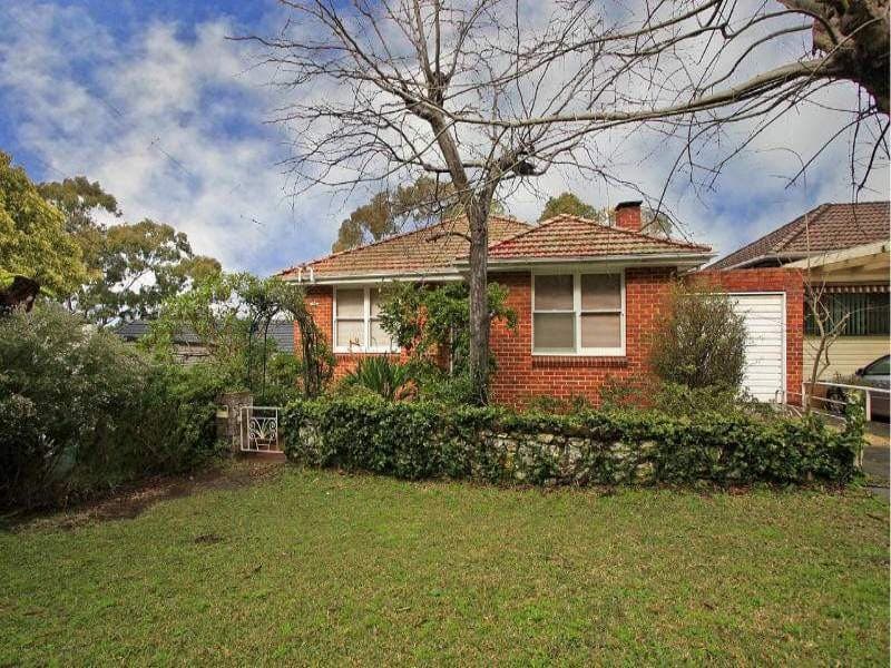 14 Drummond Road, Oyster Bay - Image 1