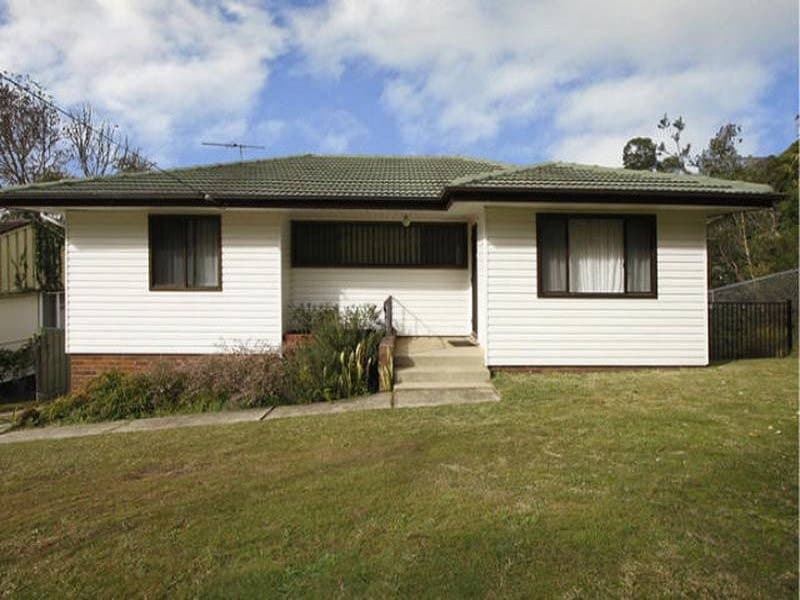 12 Loretta Avenue, Como - Image 1