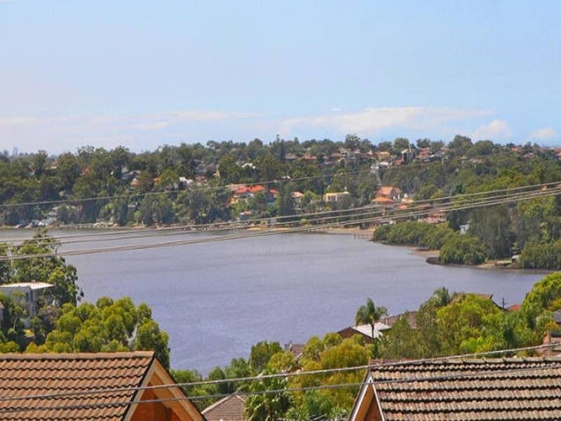 10 Struen Marie Street, Kareela - Thumbnail 2