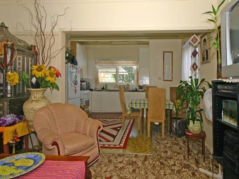99 Georges River Road, Jannali - Thumbnail 4