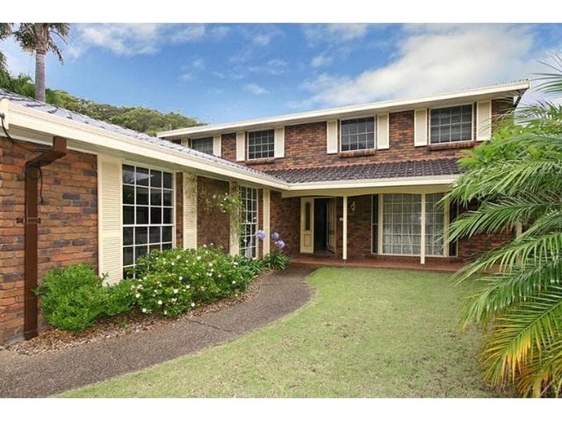 6 McKinley Avenue, Bonnet Bay - Image 1