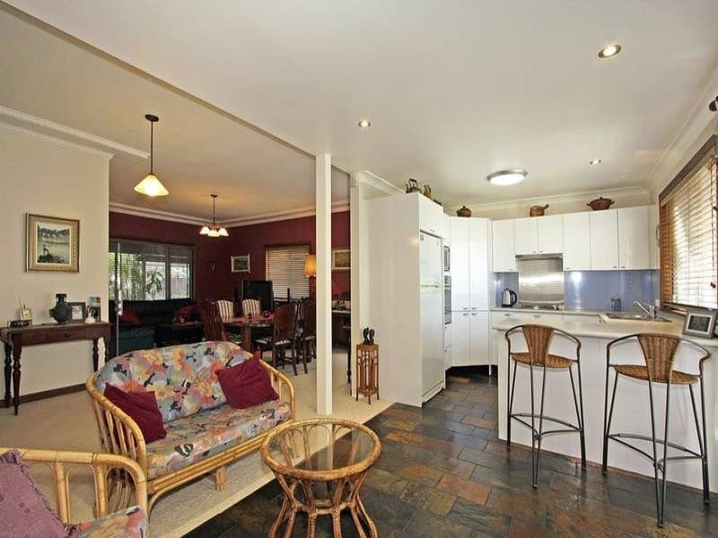 8 Caroline Street, Oyster Bay - Thumbnail 3