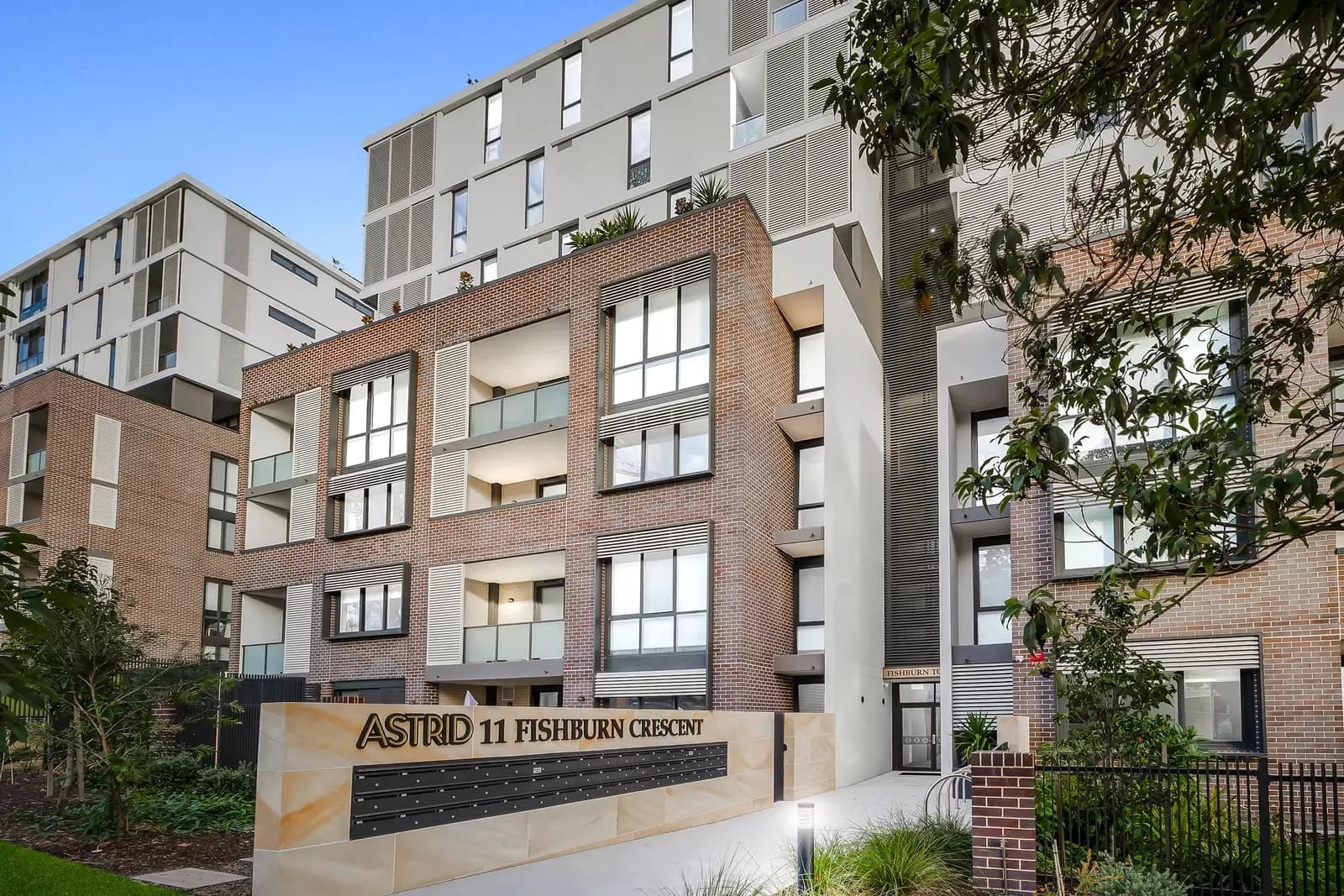 307/11 Fishburn Crescent, Castle Hill NSW, Castle Hill - Thumbnail 3