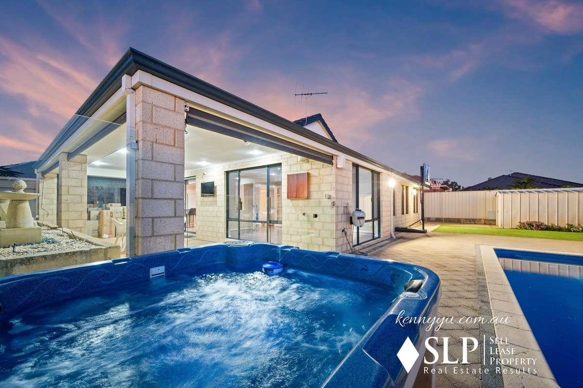 30 Dalecross Avenue, Madeley, WA, Madeley - Thumbnail 3
