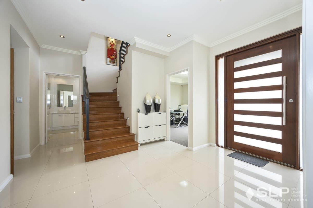 66 Osborne Place, Stirling, WA, Stirling - Thumbnail 2