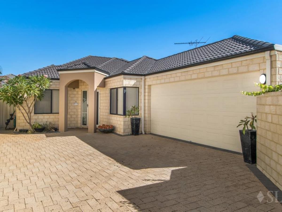 11 Tambora Bend, MADELEY, WA, Madeley - Image 1