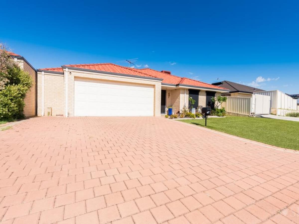 41 Kembla Circle, MADELEY, WA, Madeley - Thumbnail 2