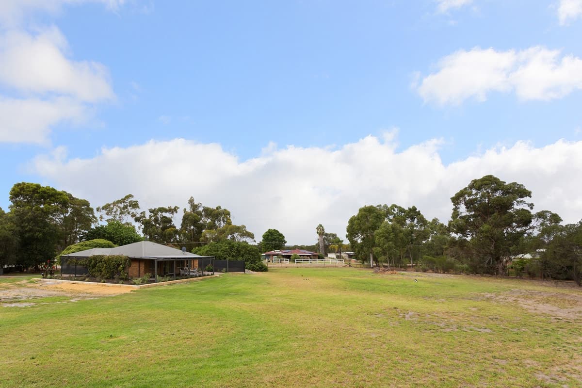 37 Archibald Street, Muchea, WA, Muchea - Thumbnail 2