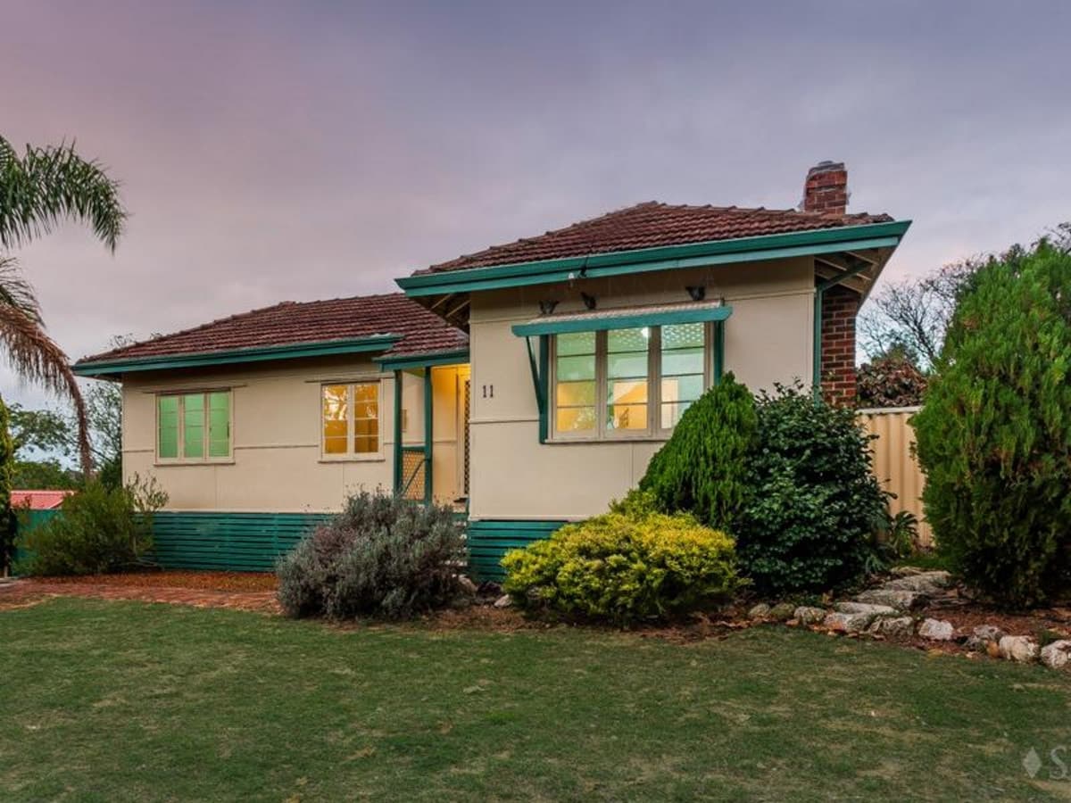 11 Beacham Crescent, MEDINA, WA, Medina - Thumbnail 2