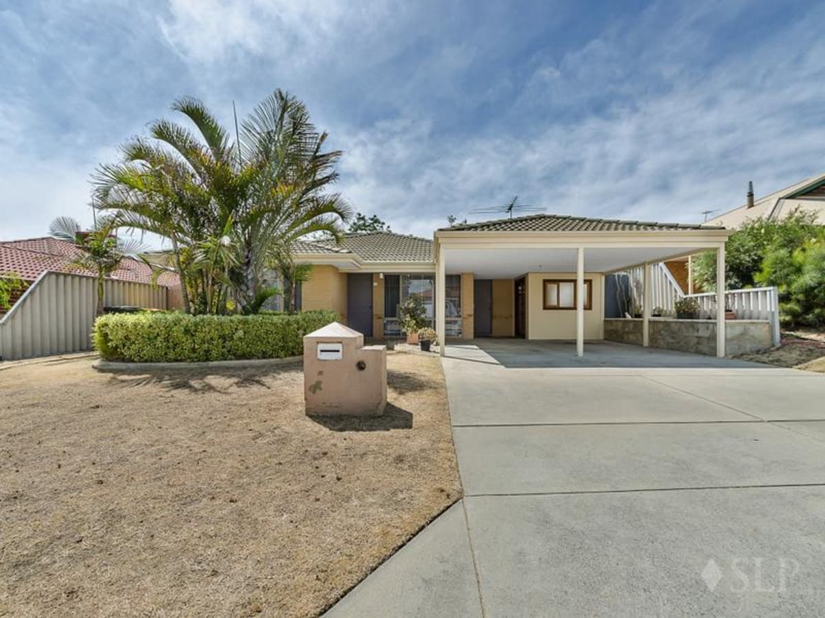 17 Combewood Loop, CARRAMAR, WA, Carramar - Thumbnail 2