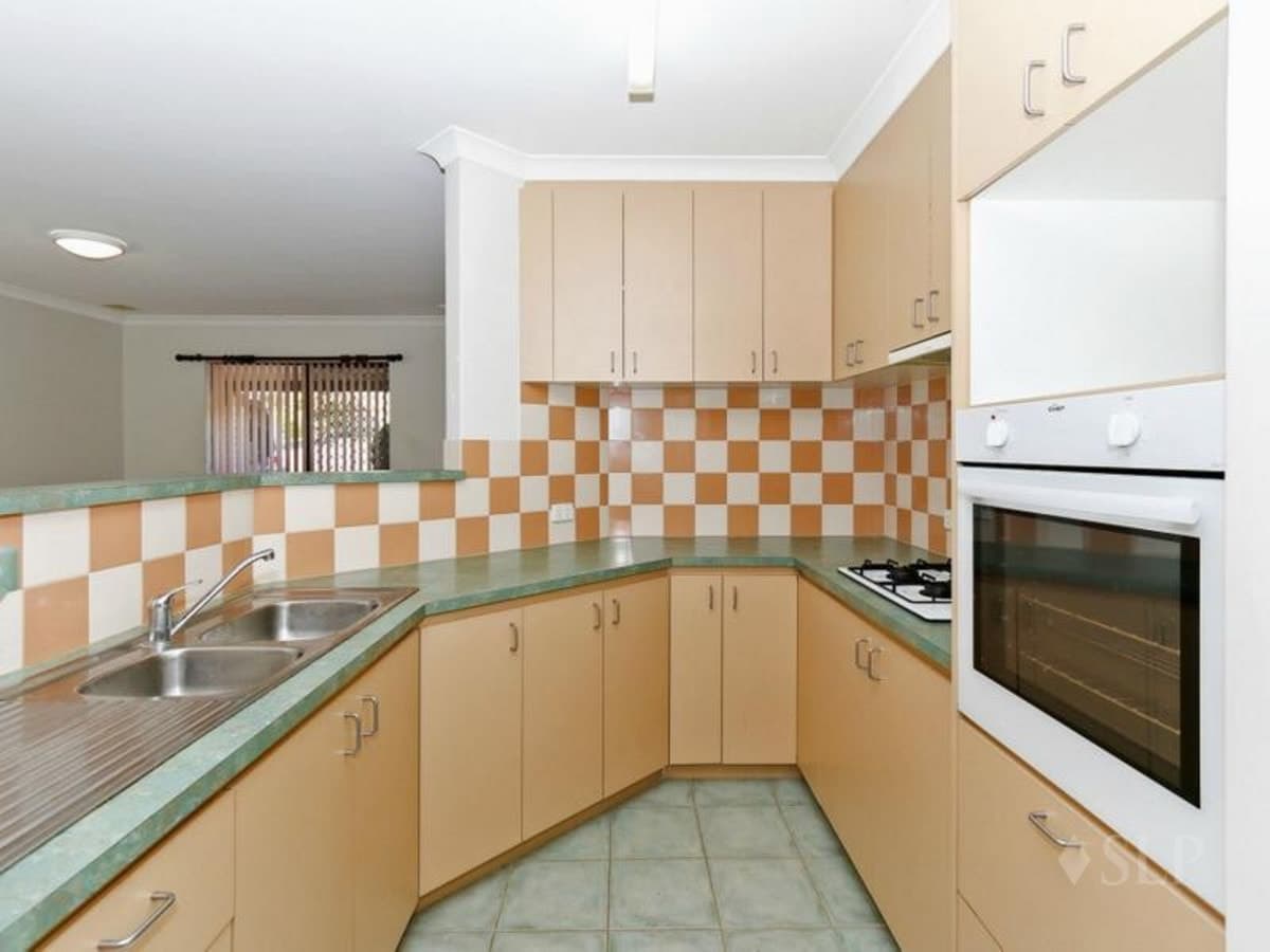 12/2 Camberwell  Road, BALGA, WA, Balga - Thumbnail 3