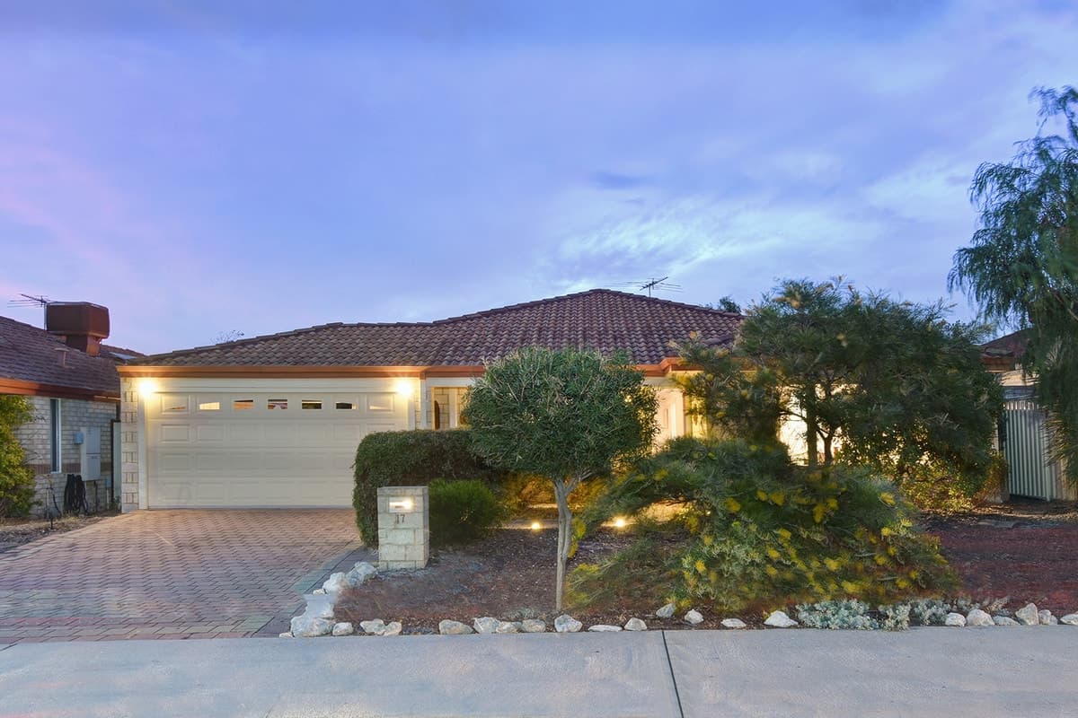 17 Innesvale Way, Carramar, WA, Carramar - Thumbnail 2