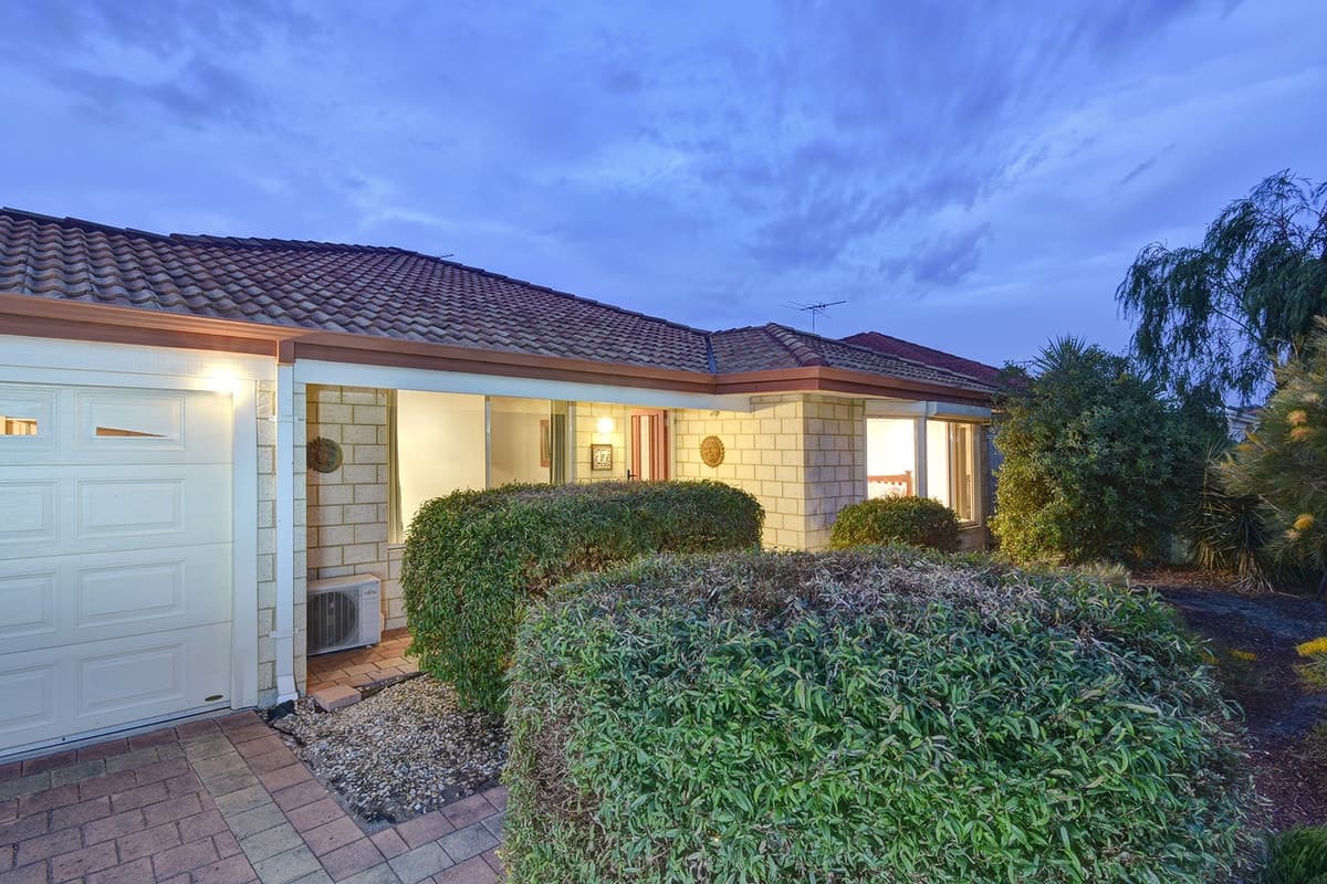 17 Innesvale Way, Carramar, WA, Carramar - Thumbnail 3