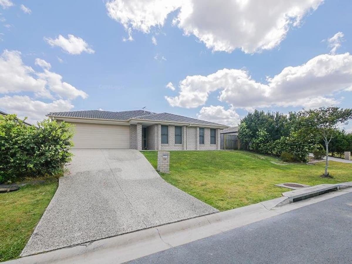 36 Peacherine Circuit, BELLMERE, WA, Bellmere - Image 1