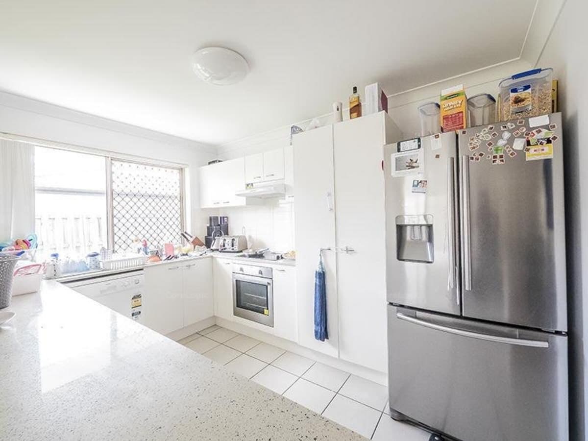 36 Peacherine Circuit, BELLMERE, WA, Bellmere - Thumbnail 2