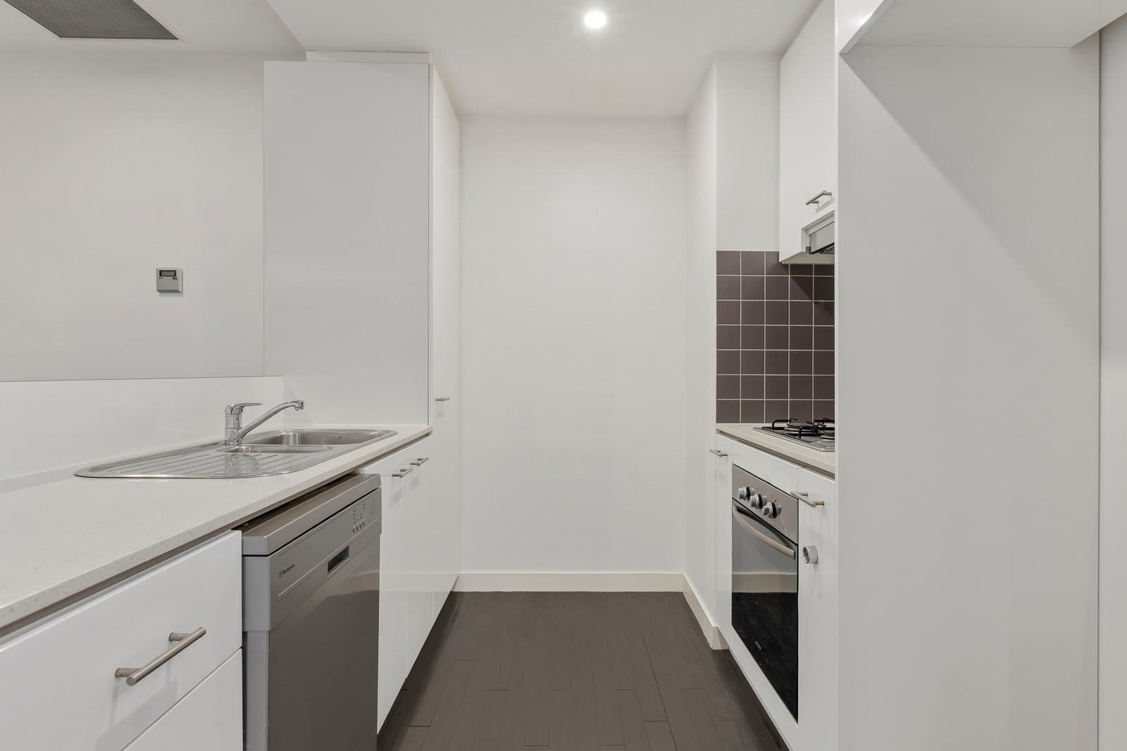 201/91 Dow Street, Port Melbourne, Port Melbourne - Thumbnail 8