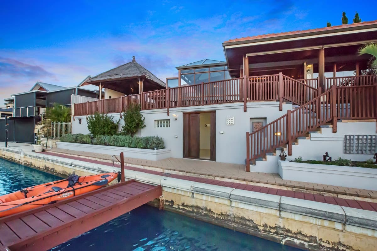 4 Brindabella Crescent, Halls Head, WA, Halls Head - Thumbnail 2