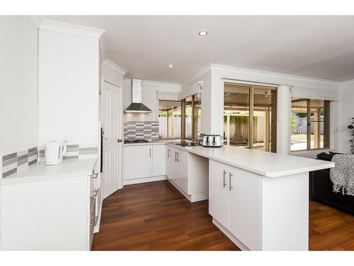 39 Lynda Crescent, COOLOONGUP, WA, Cooloongup - Thumbnail 3