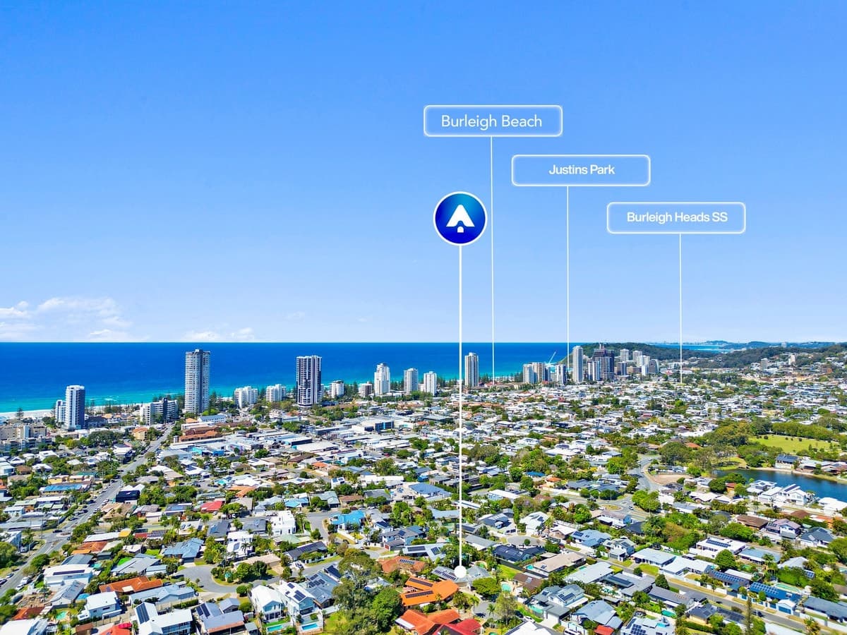 19 Spoonbill Court, Burleigh Waters, Burleigh Waters - Thumbnail 3