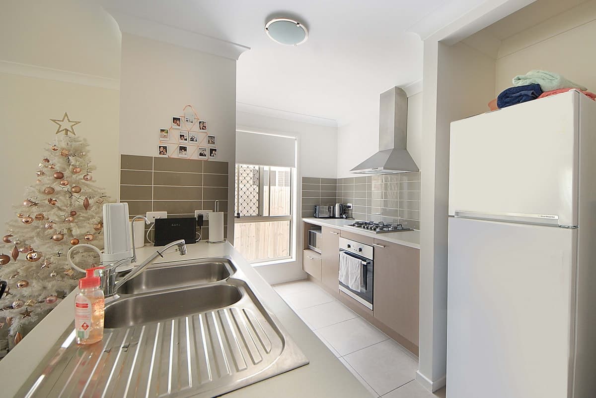 6b Christine Drive, Upper Coomera, Upper Coomera - Thumbnail 3