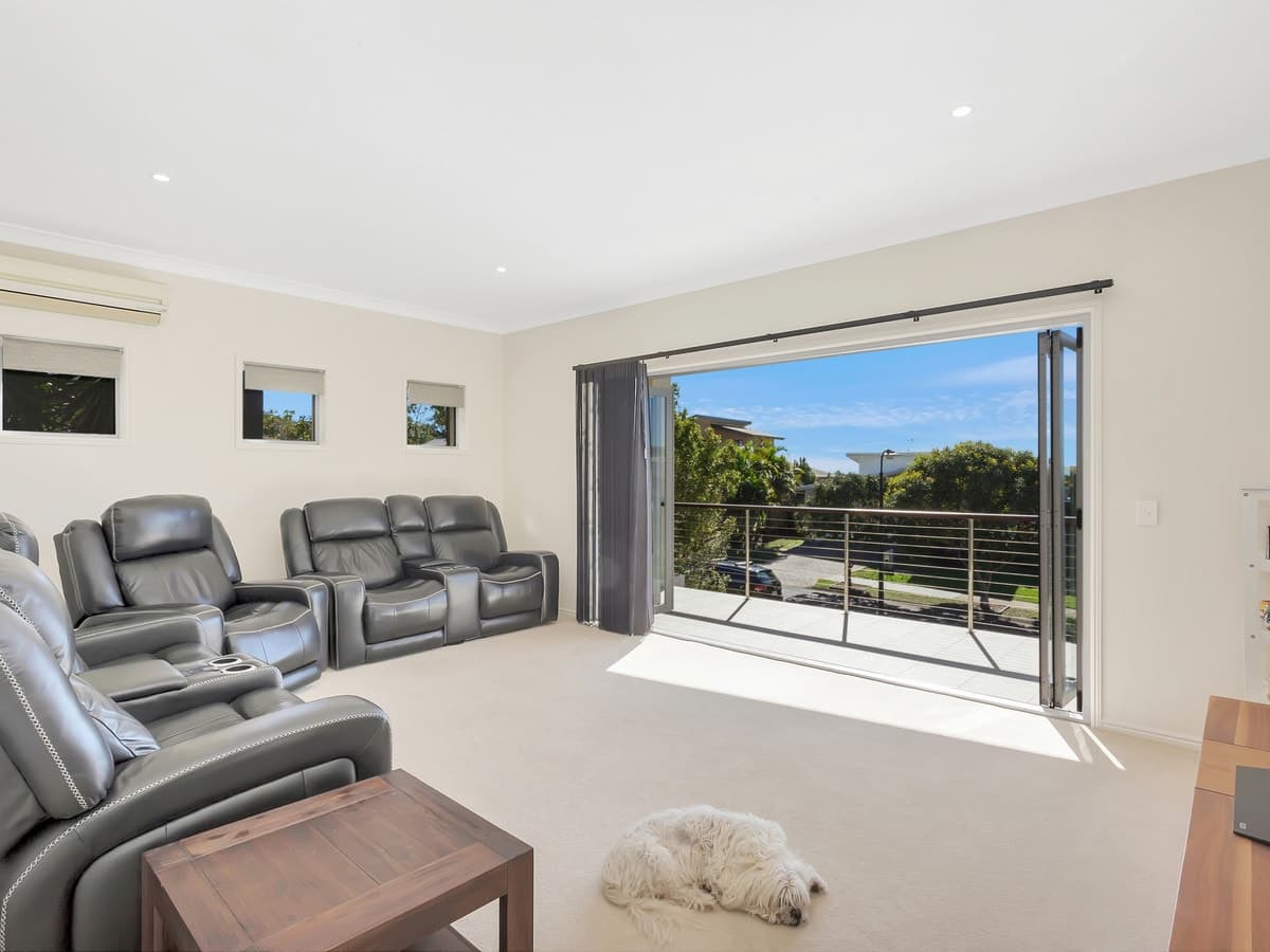 14 Barton Street, Reedy Creek, Reedy Creek - Thumbnail 5