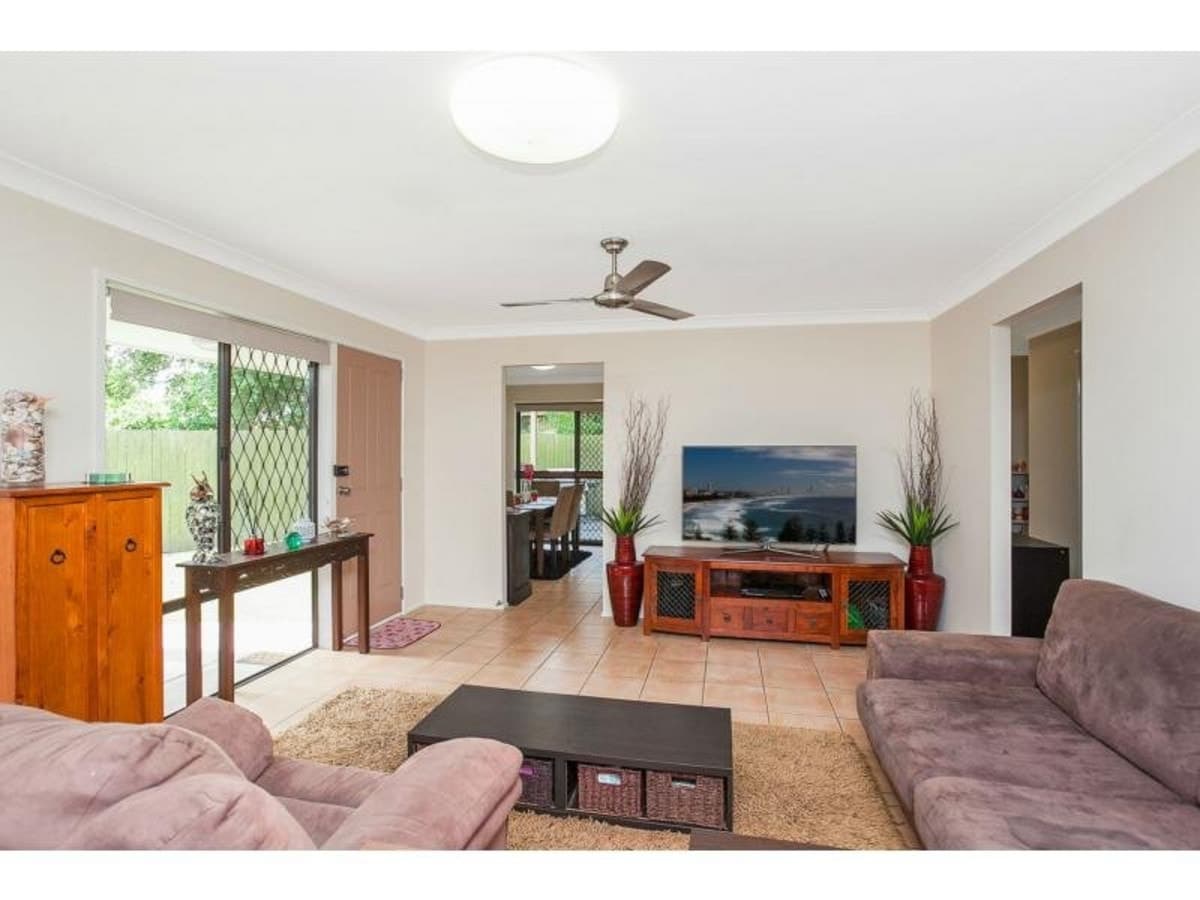 1/9 Russell Court, MIAMI, Miami - Image 1