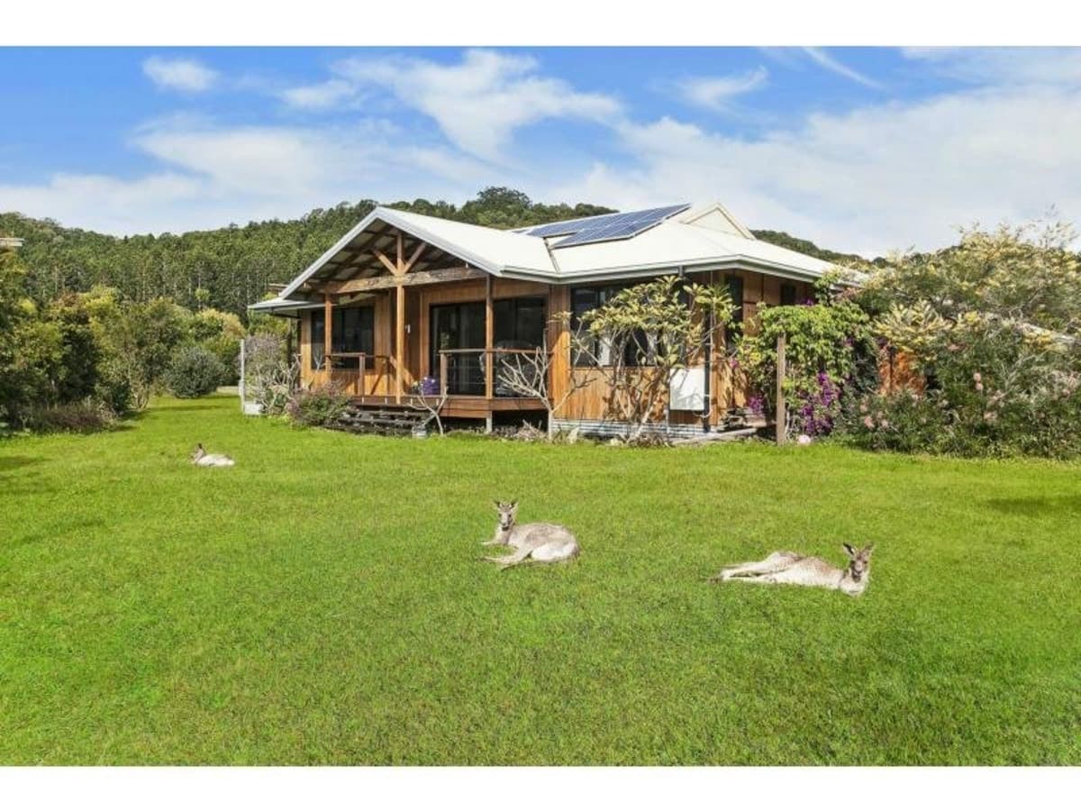 10 Village Way, CURRUMBIN VALLEY, Currumbin Valley - Image 1
