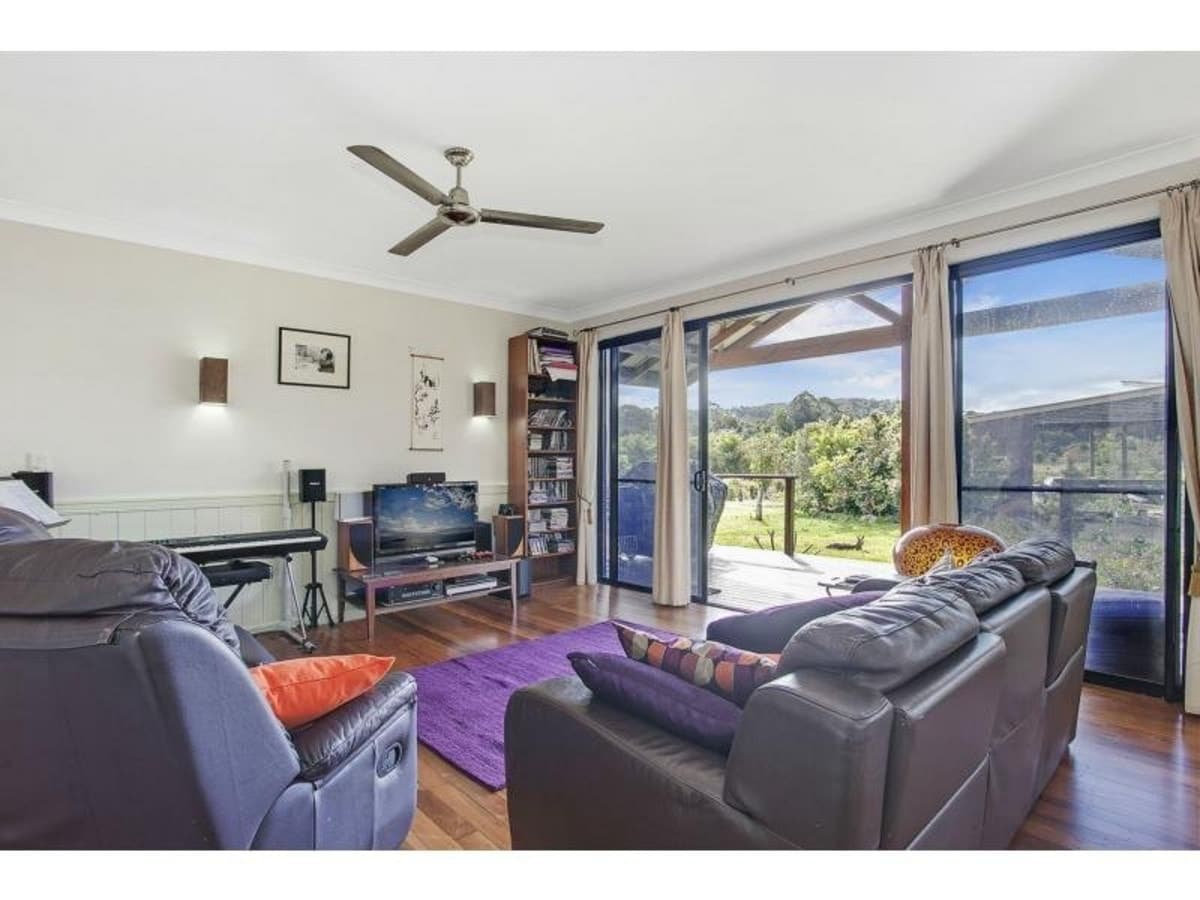10 Village Way, CURRUMBIN VALLEY, Currumbin Valley - Thumbnail 3